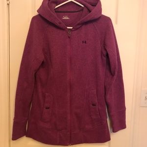 Under Armour women’s hooded sweatet